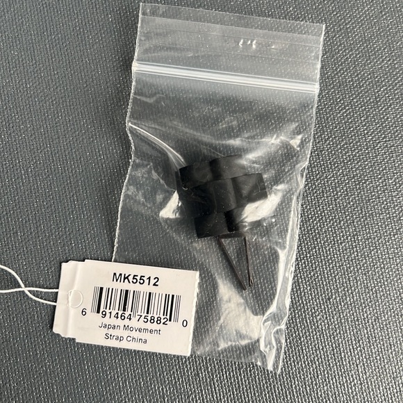 Michael Kors black crystal watch MK5512 - Picture 6 of 12